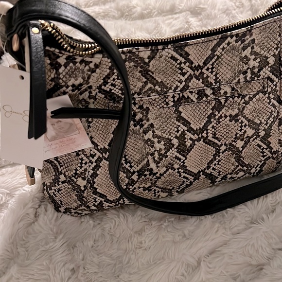 Jessica Simpson NWT Snakeskin shoulder bag - Picture 1 of 7
